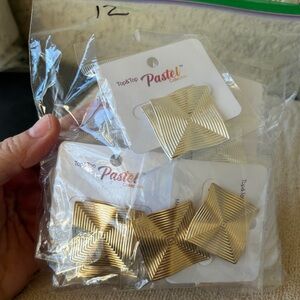 Reseller Bundle 12 PC: Gold & Silver Earrings